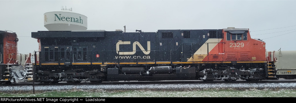 CN 2329